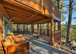 Secluded Flagstaff Apt on 4 Acres with Spacious Deck - Flagstaff - Patio
