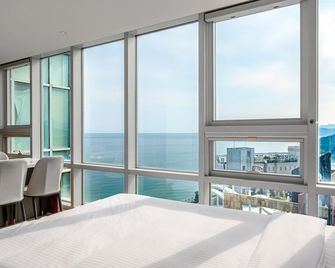 Haeundae Seacloud Hotel Residence - Busan - Balkon