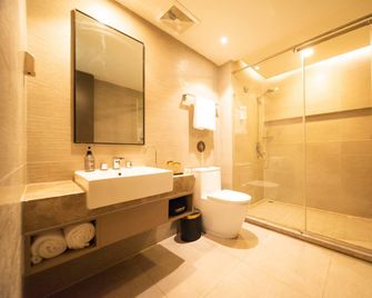 Homeinn Plus Hotel(Tianjin Eye Ancient Culture Street Branch) - Tianjin - Bedroom