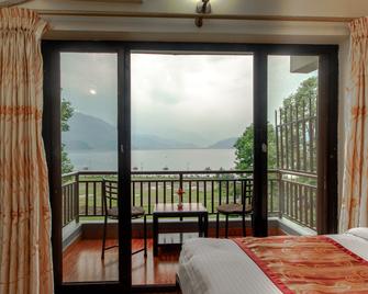 Hotel Peace Plaza - Pokhara - Balcon