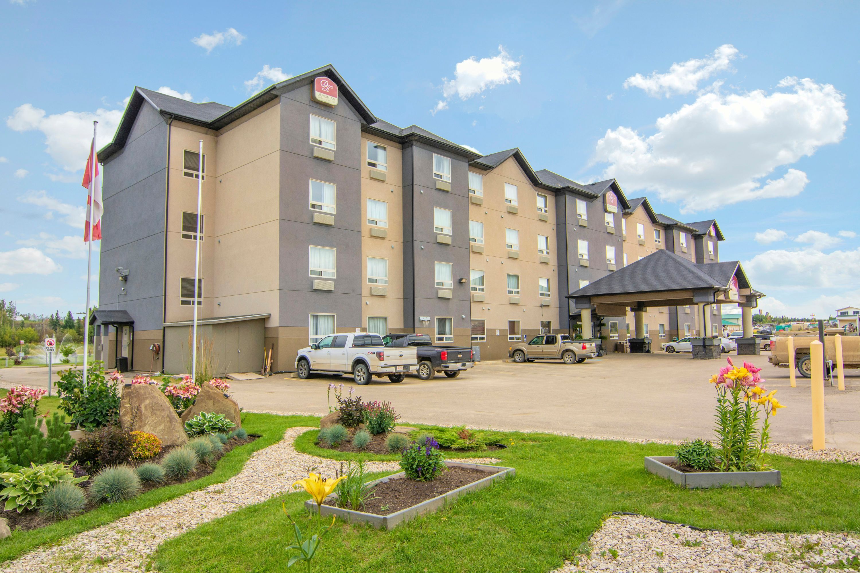 Devonian Hotel & Suites - Fox Creek - Gebäude