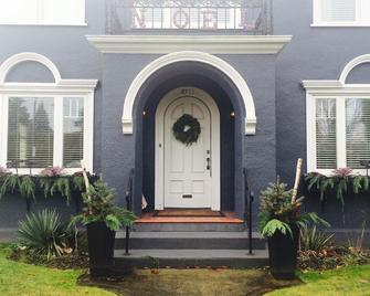 Vancouver Villa - Vancouver