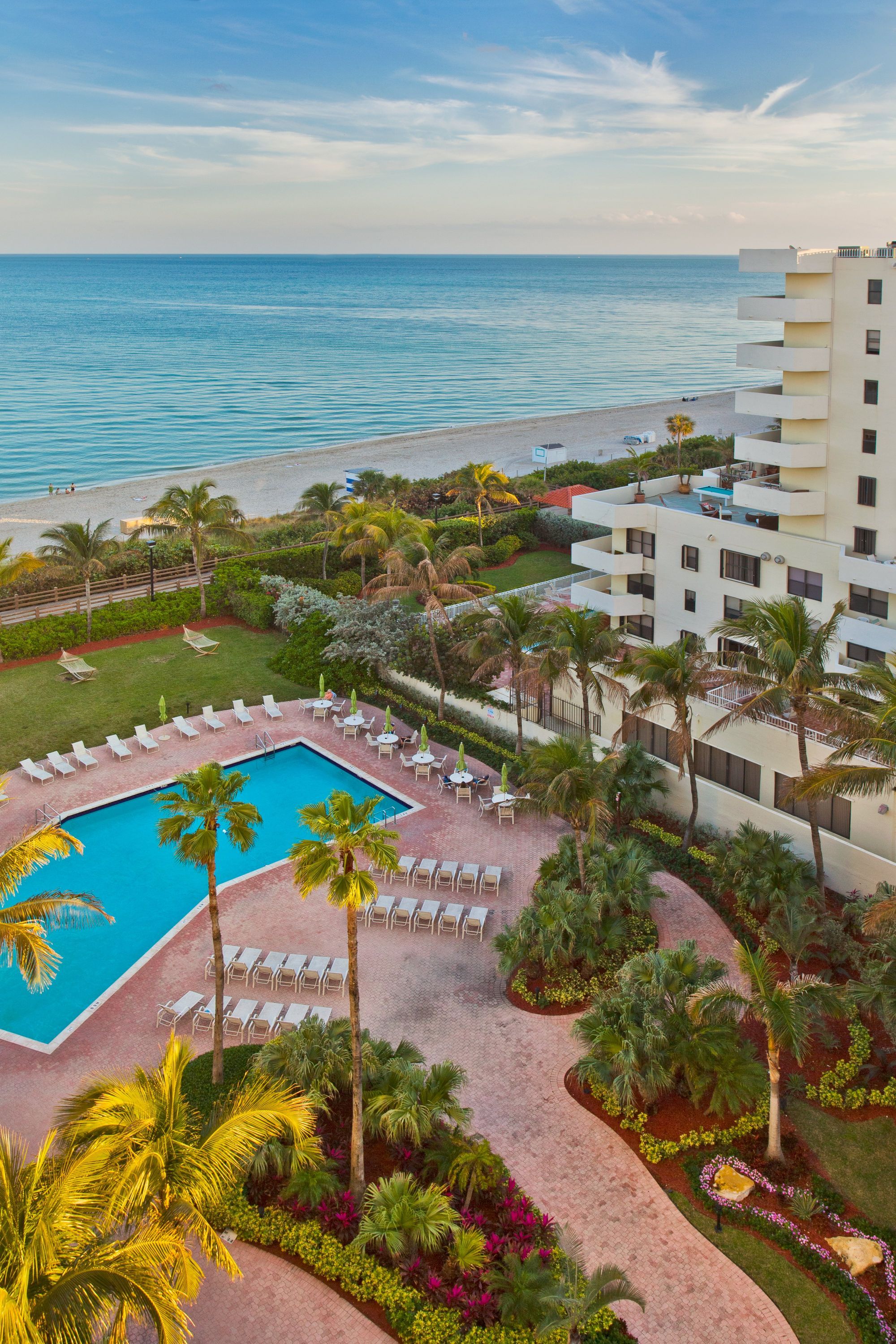 Holiday Inn Miami Beach-Oceanfront By IHG - מיאמי ביץ' - בניין