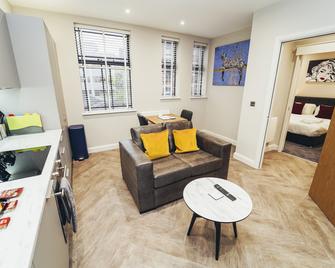 The Stay Company, Whitefriars House - Nottingham - Living room