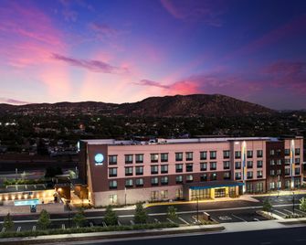 Tru by Hilton Norco Eastvale - Norco - Budova
