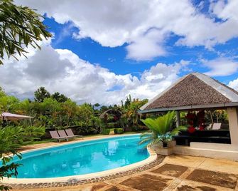 Mahafaly Hotel & Resort - Antsirabe - Pool