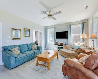 North Topsail Getaway w/ Panoramic Sound Views! - North Topsail Beach - Living room
