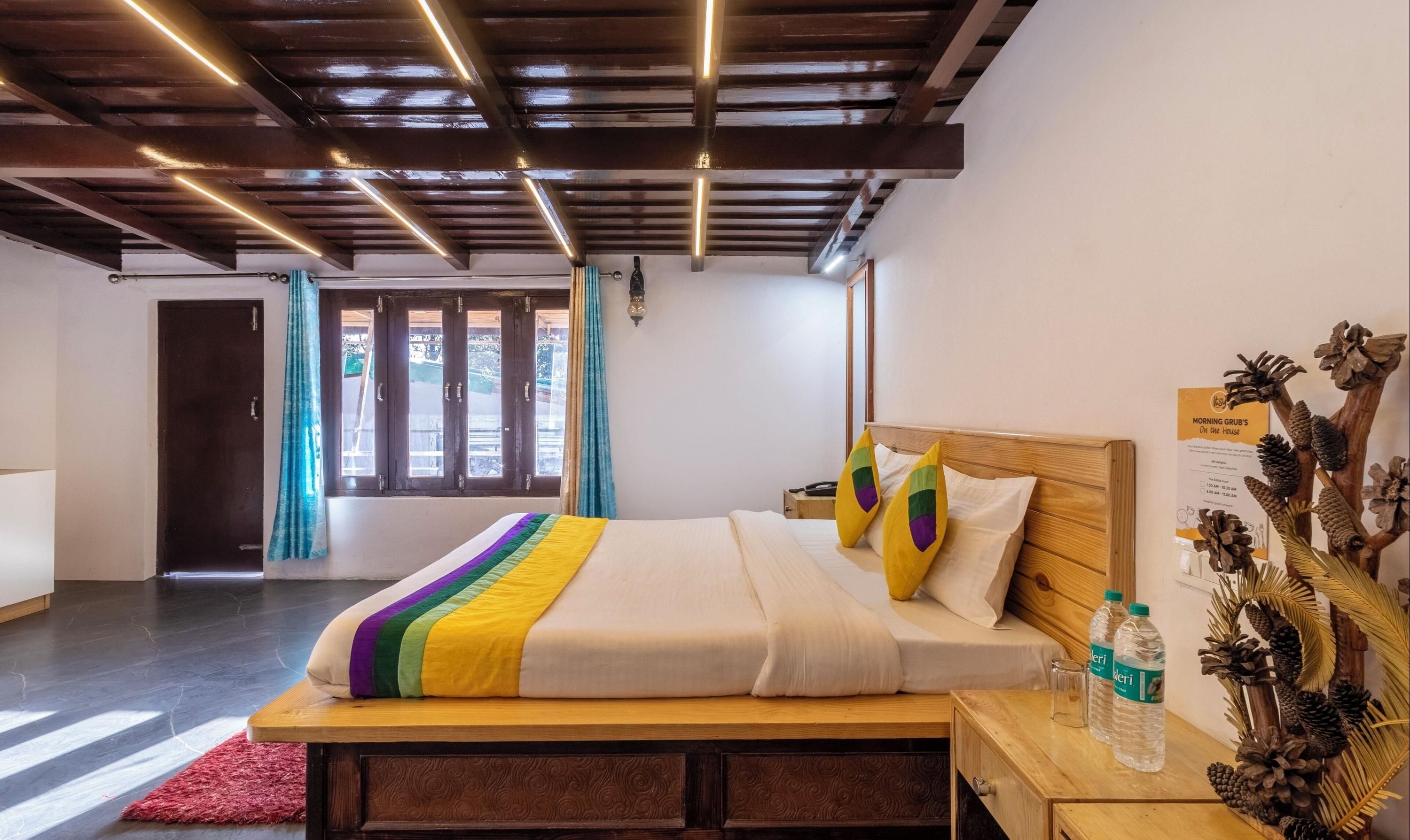 Itsy Hotels Shri Gv Inn, 600 Mtrs From Tiffin Top - נאיניטל - חדר שינה