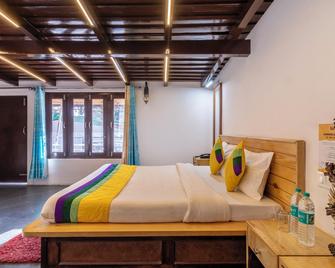 Itsy Hotels Shri Gv Inn, 600 Mtrs From Tiffin Top - Nainital - Quarto