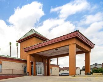 Econo Lodge Inn and Suites Eagle Pass - Eagle Pass - Bygning