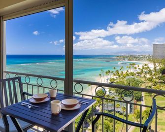 Waikiki Shore By Outrigger - Honolulu - Balcony