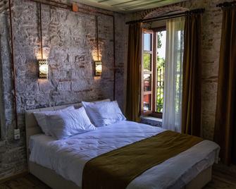 Olea Boutique Hotel - Ayvalik - Schlafzimmer