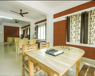 Raghusheela Cottage - Alibag - Gebouw