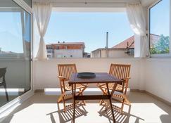 Apartments Blazevic - Pirovac - Balkon