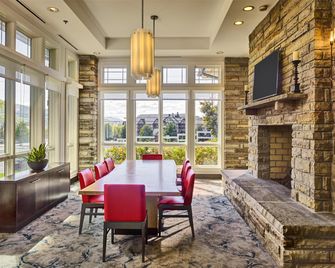 Hilton Garden Inn Pigeon Forge - פיג'ון פורג' - לובי