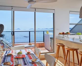 Casuarinas 5 superb waterfront unit - Soldiers Point