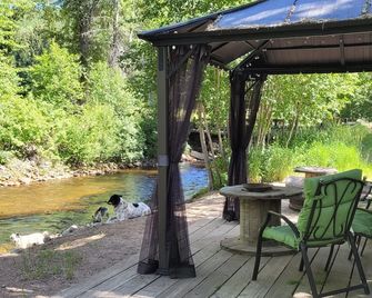 Mountain Getaway - Princeton - Patio