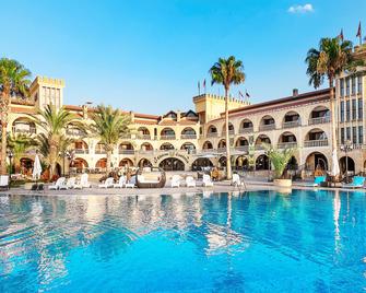 Le Chateau Lambousa Hotel Cyprus - Lápithos - Pool
