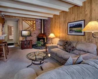 Heavenly Valley Townhouses - South Lake Tahoe - Living room