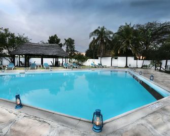 Mara River Lodge - Aitong - Pool