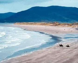 Beaufort, Killarney - 3 bed house, sleeps 6 - Killarney - Beach