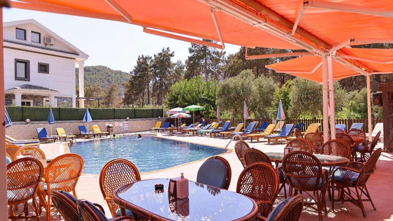 Tolay Hotel