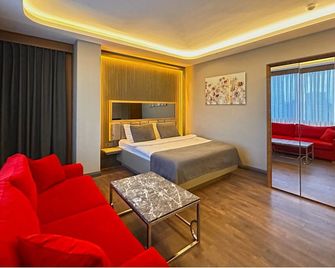 216 Eagle Palace Suite - Istanbul - Bedroom