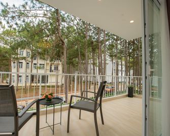 Cereja Hotel & Resort Da Lat - Dalat - Balkong