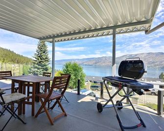 Lake View House In Peachland - Peachland - Balcon