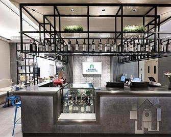 Hanting Hotel Lanzhou Nanguan Jiuqian Road Branch - לנג'ואו - בר