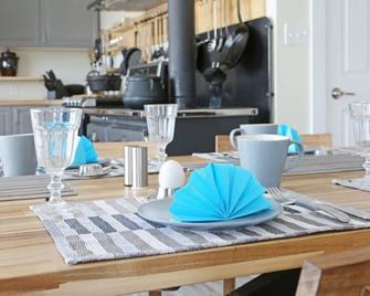 Heavenly peace, magnificent view - Sherbrooke - Restaurante