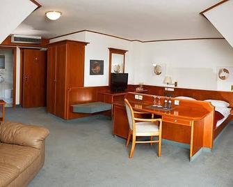 Hotel Zeller Zehnt - Esslingen am Neckar - Вітальня