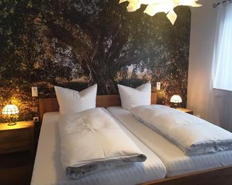 Landgasthof Grüner Baum - Badenweiler - Bedroom