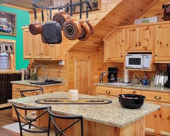 Trapping Shed near Punxsy Phil! - Punxsutawney - Cocina