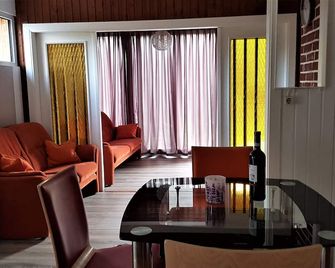 Holiday House Marie On The Weser, Quiet Location, In The Countryside And Very Well Equipped - Bremerhaven - Salle à manger