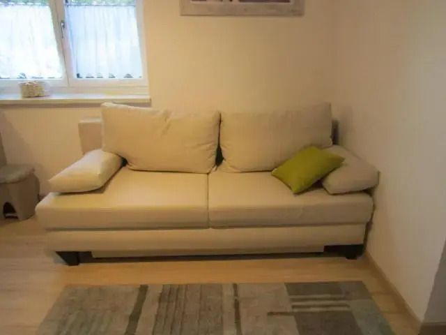 Peter Lamster Top1 - Frauenkirchen - Living room