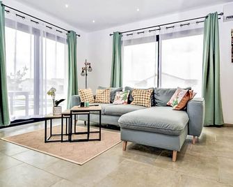 Lovely Home In Vallon-Pont-D'arc - Vallon-Pont-d'Arc - Salon