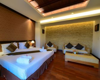 Rapeepan Ville Hotel - Ubon Ratchathani - Habitación
