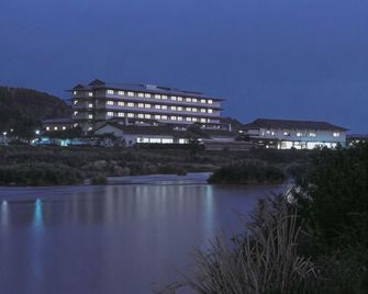 Akita Onsen Satomi - Akita - Building