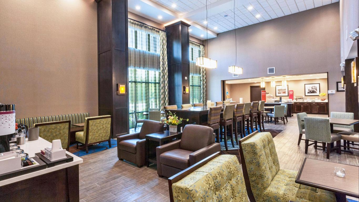 Hampton Inn & Suites Duluth North/Mall Area