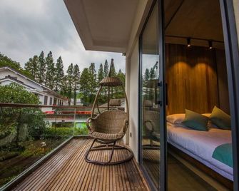 Xihu Memories Tree Hotel - Hangzhou - Balcón