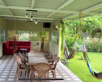 Rancho Los Gorriones - Los Cobanos - Patio