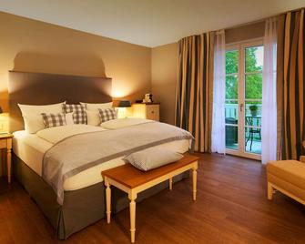 Romantik Hotel Fuchsbau - Timmendorfer Strand - Bedroom
