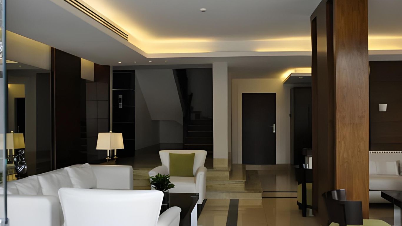 Granada Suites Hotel