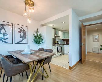 Central Belfast Apartments, Victoria Place - Belfast - Jadalnia