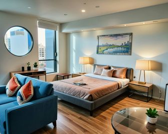 Gorgeous Hollywood Living - Los Angeles - Bedroom