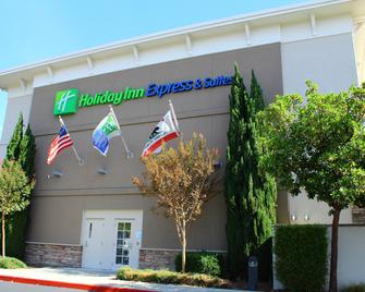 Holiday Inn Express & Suites Napa Valley-American Canyon - American Canyon - Edificio