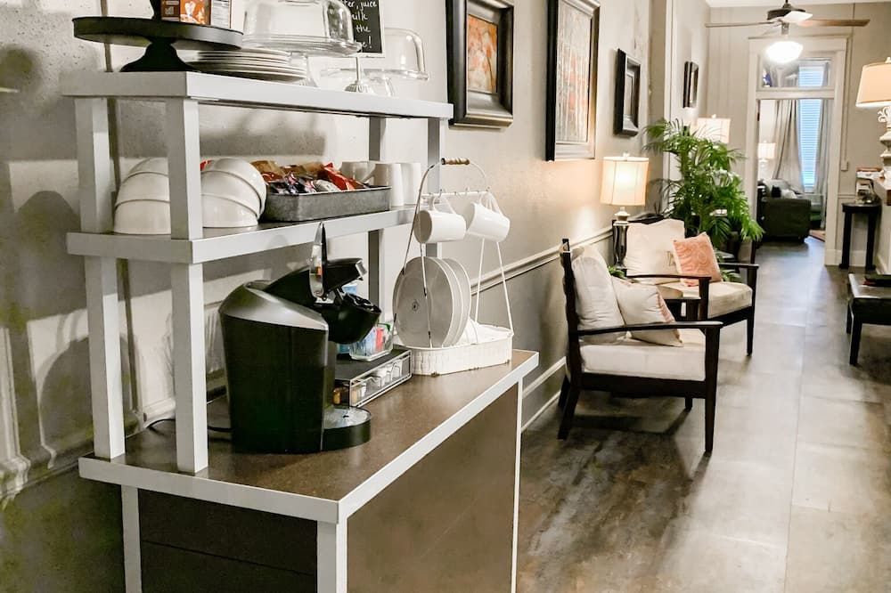 The Loft on the Square - Magnolia