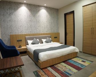 Hotel Central Park Bathinda - Bathinda - Bedroom