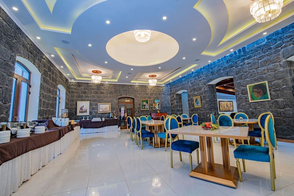 Sangay Spa Hotel - Baños de Agua Santa - Restaurante